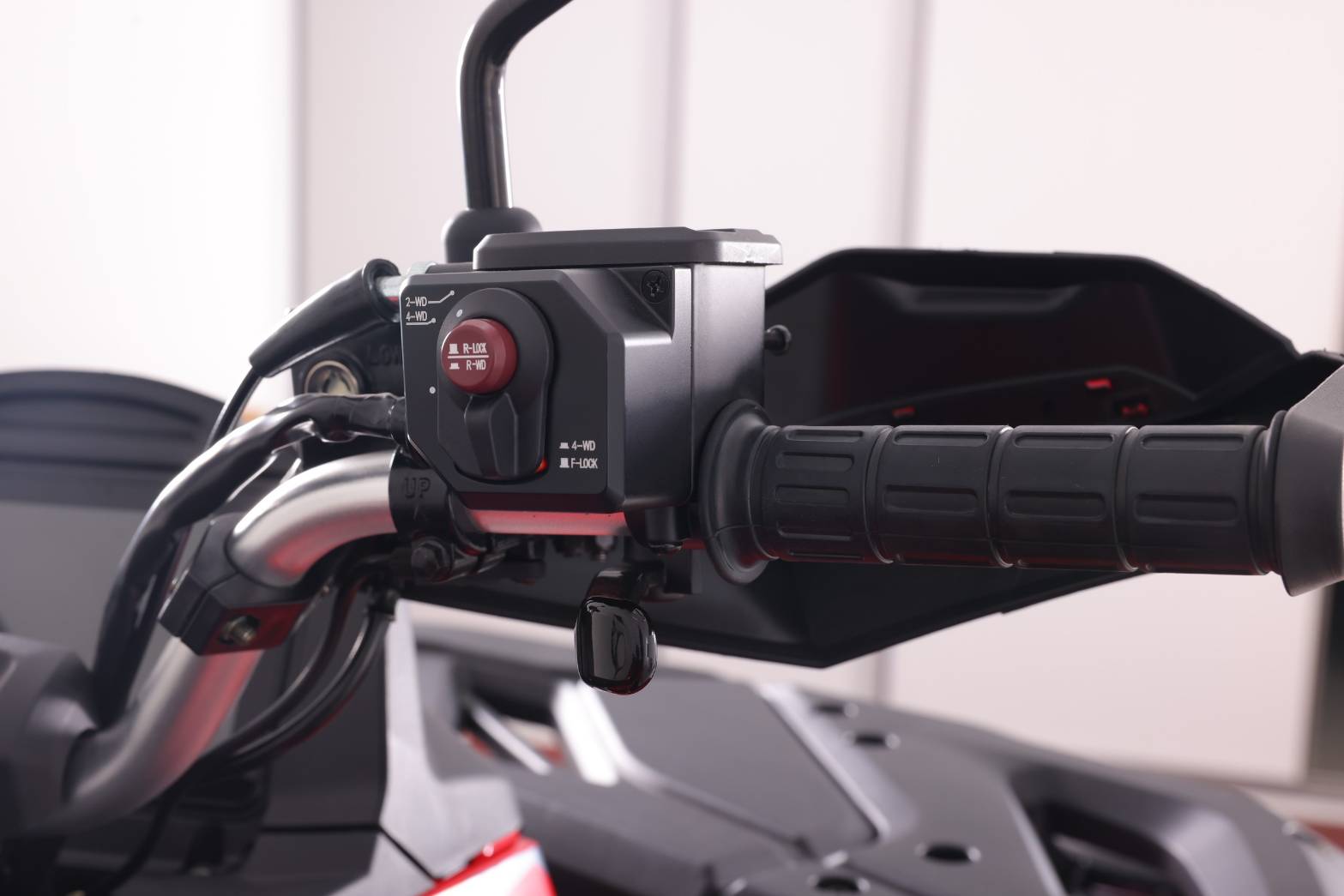 MAXNUM 400 / สีแดงเฟอรารี่