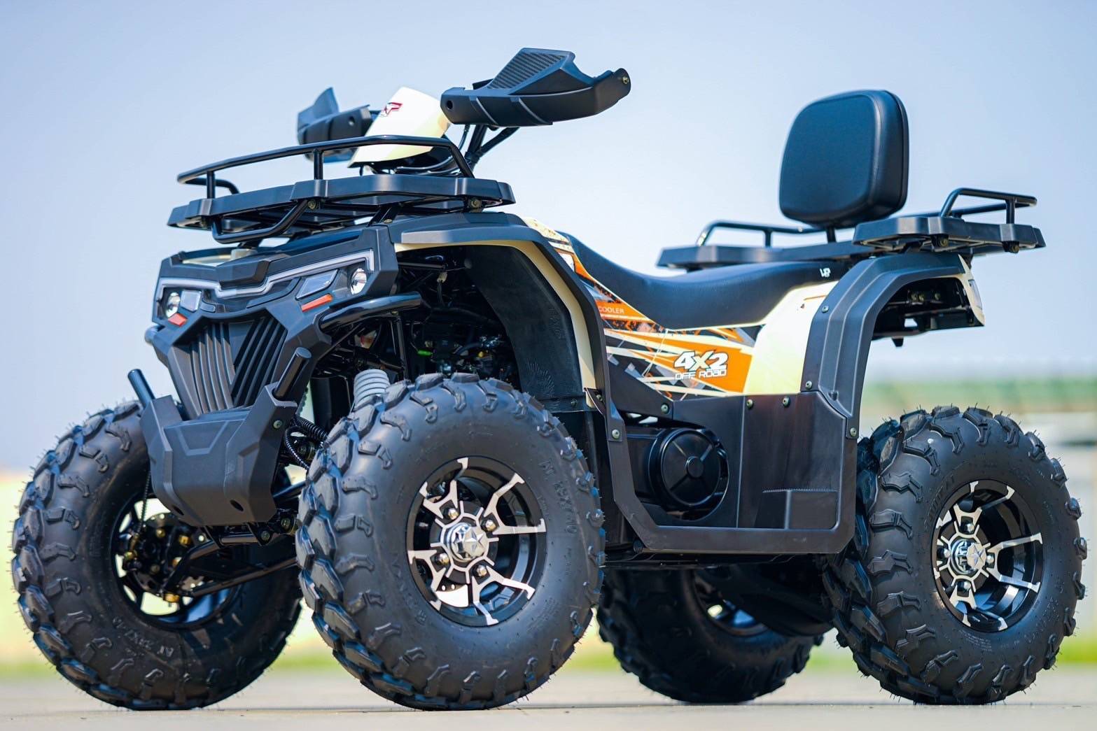 VICTOR 220 CC / ส้ม